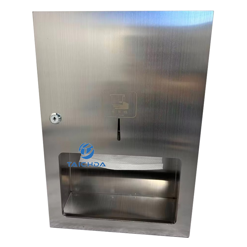Flip cover Paper towel dispenser