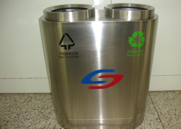 SS304 sortable garbage bin used in the subway